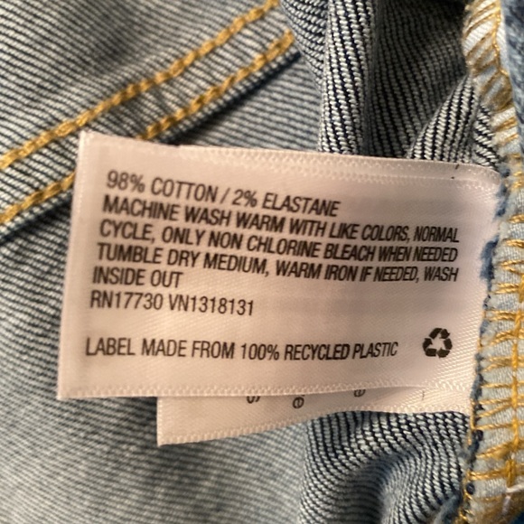 Brand New Universal Thread High-Rise Flare Jeans…size 8 - Picture 6 of 8